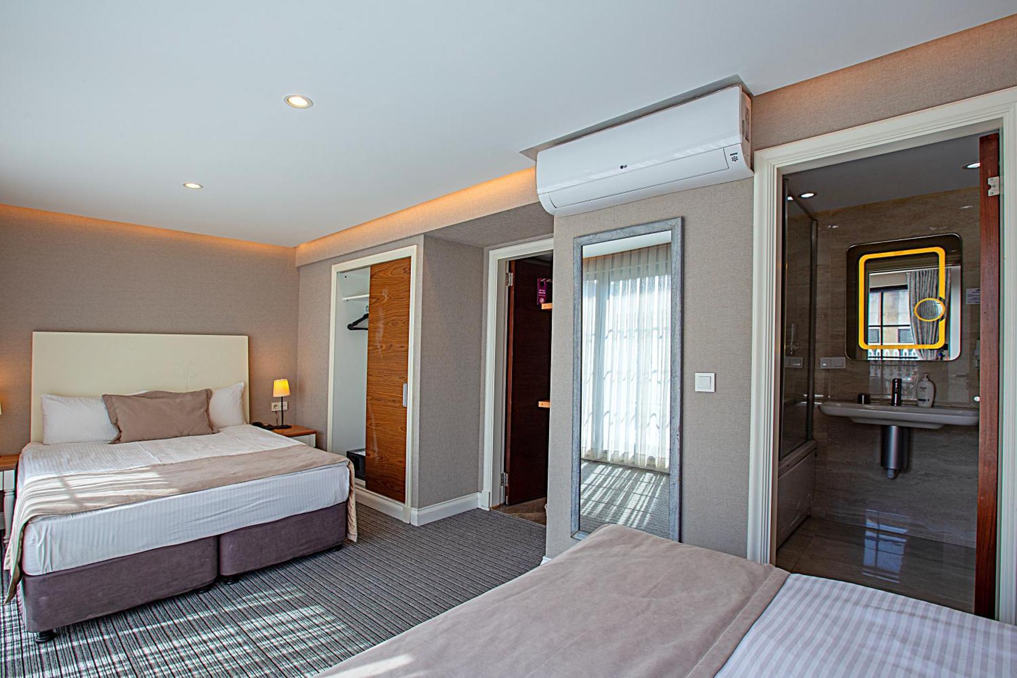 Aston Hotel Taksim Estambul Exterior foto